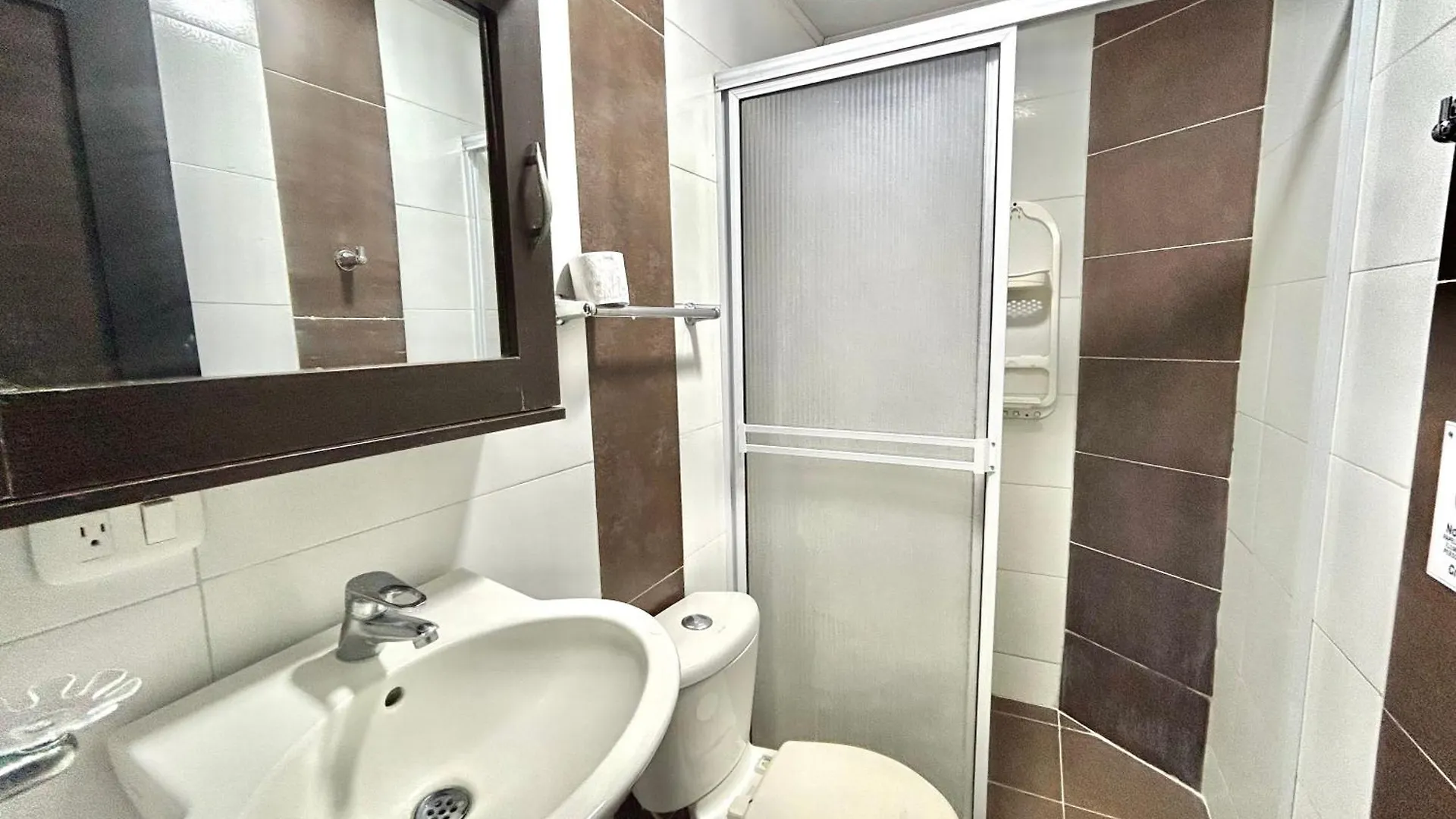 Hotel Brisas Del Mar Centro Historico 산타마르타 0*,  콜롬비아