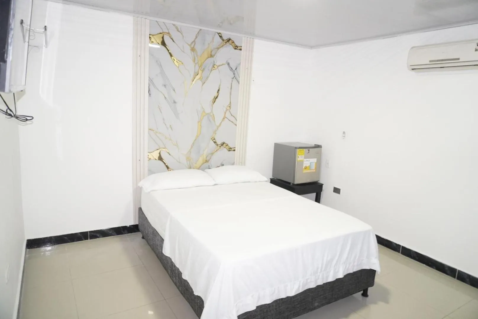Hotel Brisas Del Mar Centro Historico 산타마르타